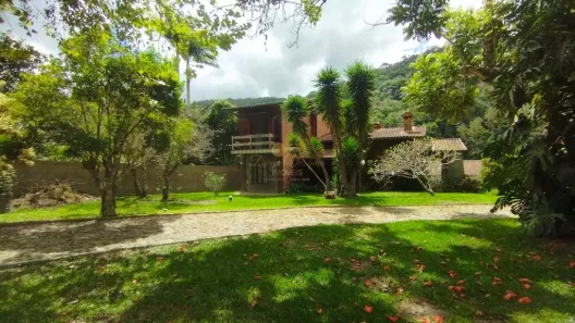 Casa com 4 Quartos à venda, 1180m² no Albuquerque, Teresópolis
