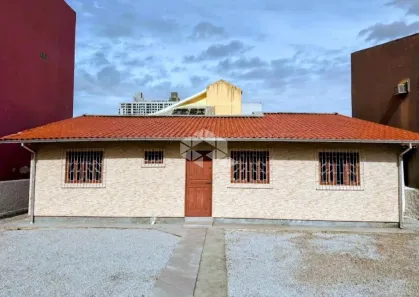 Casa com 2 Quartos à venda, 67m² no Centro, Biguaçu