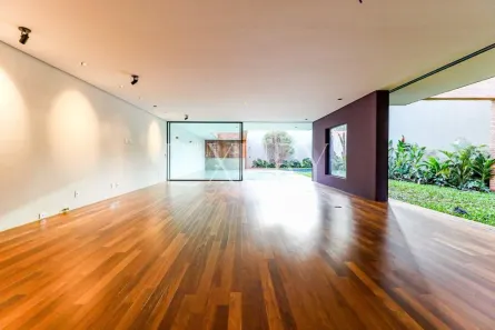 Casa com 3 Quartos à venda, 430m² no Jardim Paulista, São Paulo