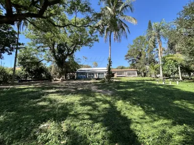 Fazenda/Sítio com 3 Quartos à venda, 321m² no Monte Carlo, Americana