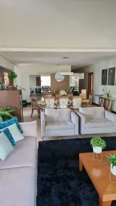 Casa de Condomínio com 4 Quartos para alugar, 700m² no Tocantins, Uberlândia