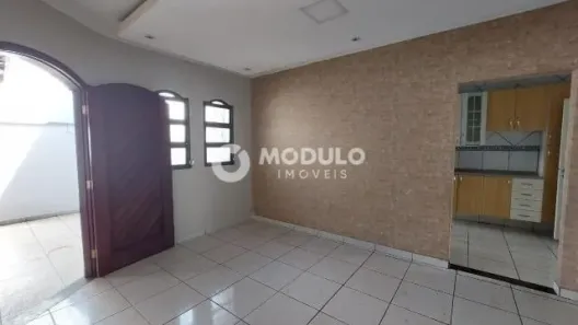 Casa com 4 Quartos à venda, 200m² no Planalto, Uberlândia