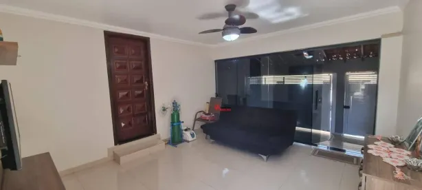 Casa com 3 Quartos à venda, 128m² no Antônio Zanaga I, Americana