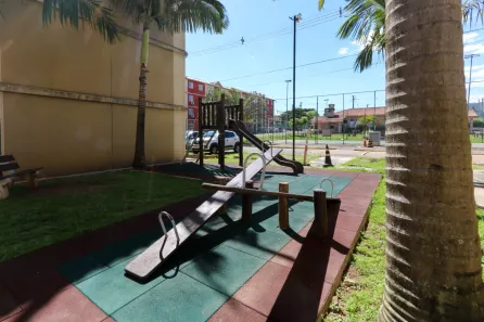Apartamento com 3 Quartos para alugar, 55m² no Igara, Canoas