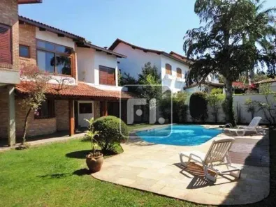 Casa de Condomínio com 3 Quartos para alugar, 420m² no Alphaville, Santana de Parnaíba