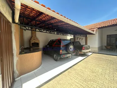 Casa com 4 Quartos à venda, 211m² no Santa Isabel, Teresina
