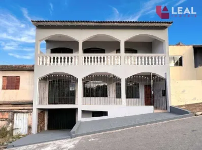 Casa com 4 Quartos para alugar, 282m² no Bela Vista, Pouso Alegre