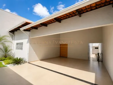 Casa com 3 Quartos à venda, 161m² no São Carlos, Anápolis