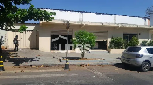 Imóvel Comercial com 2 Quartos à venda, 300m² no Setor Leste Vila Nova, Goiânia