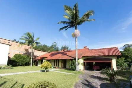 Casa com 4 Quartos para alugar, 200m² no Pitinga, Porto Alegre