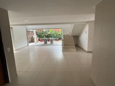 Sobrado com 5 Quartos à venda, 223m² no , Camaragibe
