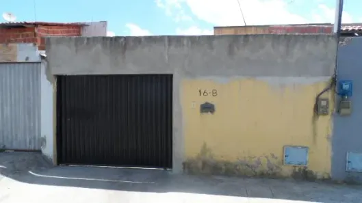 Casa com 2 Quartos à venda, 425m² no Queimadas, Horizonte