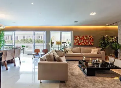 Apartamento com 3 Quartos à venda, 240m² no Cidade Monções, São Paulo