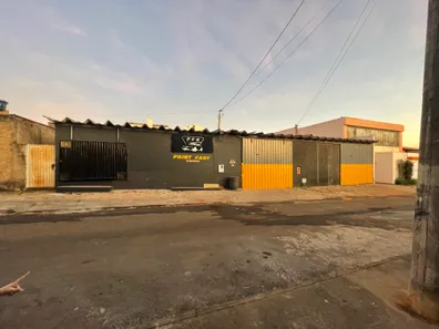 Galpão/Depósito/Armazém à venda, 765m² no Vila Industrial, Anápolis