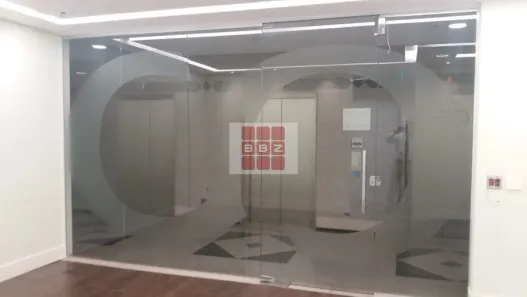 Ponto Comercial para alugar, 257m² no Cidade Monções, São Paulo