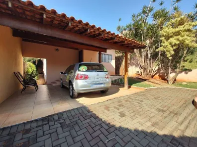 Casa com 3 Quartos à venda, 138m² no Vila Romana, Ibiporã