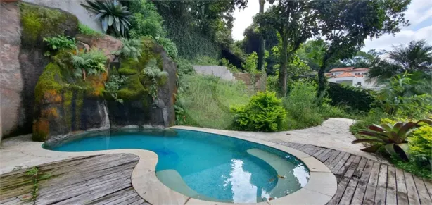 Sobrado com 5 Quartos à venda, 2400m² no Tucuruvi, São Paulo