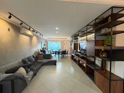 Casa com 4 Quartos para alugar, 250m² no Barra, Balneário Camboriú