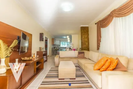 Casa com 3 Quartos à venda, 189m² no Água Verde, Blumenau