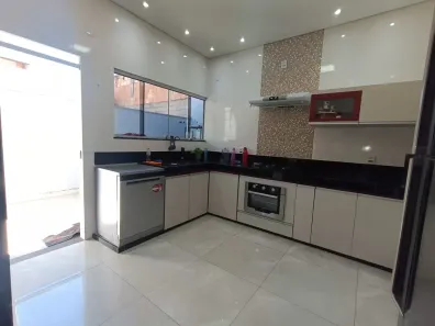 Casa com 2 Quartos à venda, 180m² no Jardim das Alterosas - 2ª Seção, Betim