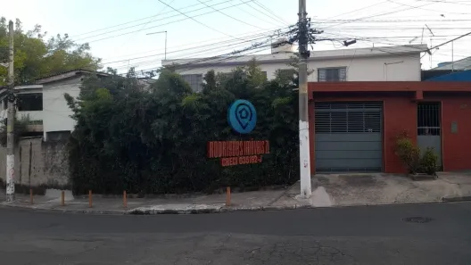 Sobrado com 3 Quartos à venda, 235m² no Jardim Senice, São Paulo