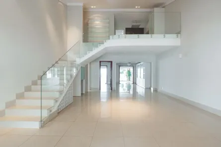 Sobrado com 4 Quartos à venda, 500m² no Zona 05, Maringá