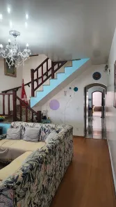 Sobrado com 3 Quartos à venda, 130m² no Vila Caputera, Mogi das Cruzes