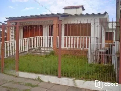 Casa com 5 Quartos à venda, 218m² no Vila Nova, Porto Alegre
