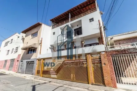 Casa com 3 Quartos para alugar, 302m² no Chácara Seis de Outubro, São Paulo