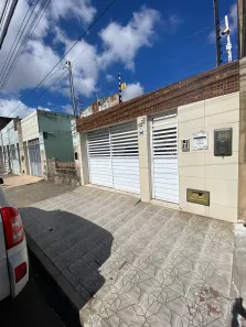Casa com 4 Quartos à venda, 350m² no Industrial, Aracaju