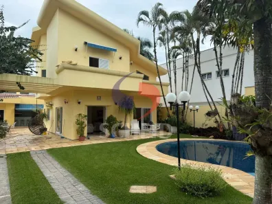 Casa de Condomínio com 8 Quartos à venda, 409m² no Jardim Acapulco, Guarujá