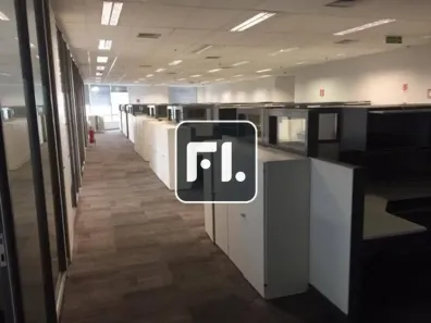 Sala Comercial para alugar, 215m² no Vila Olímpia, São Paulo