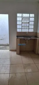 Casa com 1 Quarto para alugar, 50m² no Vila Celeste (Zona Leste), São Paulo