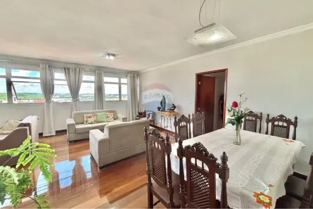 Apartamento com 3 Quartos à venda, 179m² no Centro, Lavras