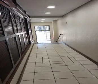 Sala Comercial à venda, 109m² no Passo da Areia, Porto Alegre