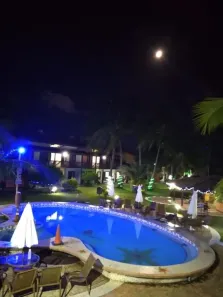 Casa de Condomínio com 3 Quartos para alugar, 250m² no Guarajuba (Monte Gordo), Camaçari