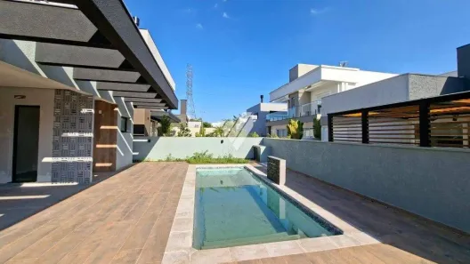 Casa de Condomínio com 4 Quartos para alugar, 252m² no Distrito Industrial, Cachoeirinha