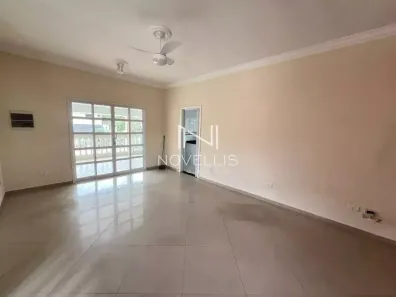 Casa com 3 Quartos para alugar, 319m² no Jardim Terras de São João, Jacareí
