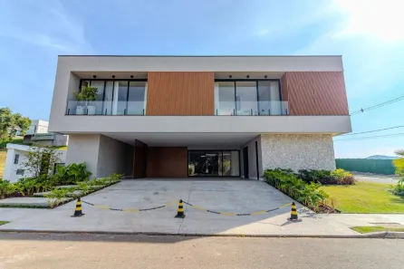 Casa de Condomínio com 5 Quartos à venda, 647m² no Santa Regina, Camboriú