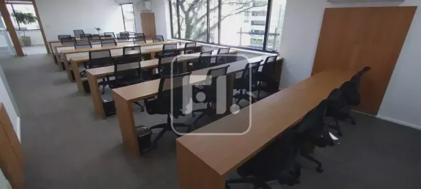 Sala Comercial à venda, 245m² no Cidade Monções, São Paulo