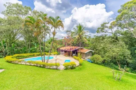Fazenda/Sítio com 4 Quartos à venda, 550m² no Loteamento Pinheirinho, Jundiaí