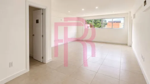 Sala Comercial para alugar, 40m² no Ariribá, Balneário Camboriú