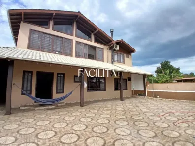 Casa com 5 Quartos para alugar, 356m² no Campeche, Florianópolis