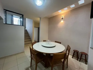 Sobrado com 3 Quartos à venda, 149m² no Centro, Uberlândia