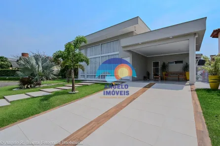 Casa de Condomínio com 4 Quartos para venda ou aluguel, 216m² no Bal Stella Maris, Peruíbe