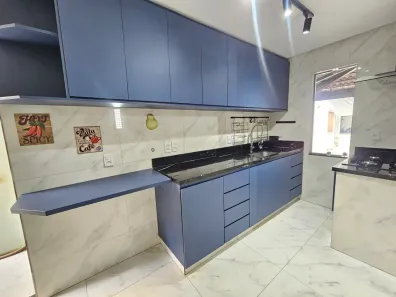 Casa com 2 Quartos para alugar, 102m² no Parque João Braz - Cidade Industrial, Goiânia
