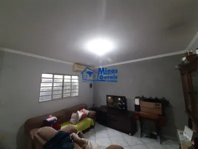 Casa com 2 Quartos à venda, 100m² no Jardim Torrão de Ouro, São José dos Campos
