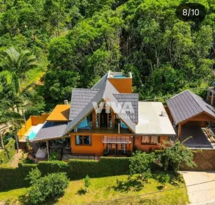Casa com 3 Quartos para alugar, 220m² no Gravatá, Penha