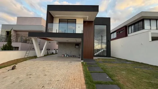 Casa de Condomínio com 4 Quartos à venda, 400m² no Gran Park, Vespasiano