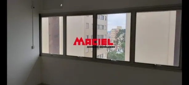 Sala Comercial à venda, 28m² no Centro, São José dos Campos